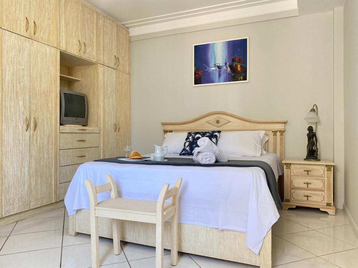 Jgd94 - Ao Lado Do Calcadao, Climatizado, Wi-Fi Διαμέρισμα Balneário Camboriú Εξωτερικό φωτογραφία