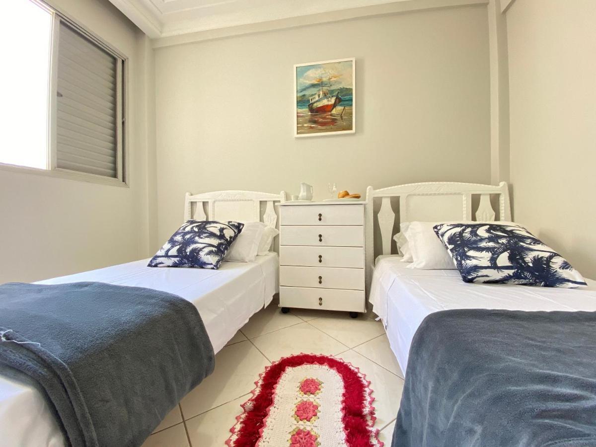 Jgd94 - Ao Lado Do Calcadao, Climatizado, Wi-Fi Διαμέρισμα Balneário Camboriú Εξωτερικό φωτογραφία