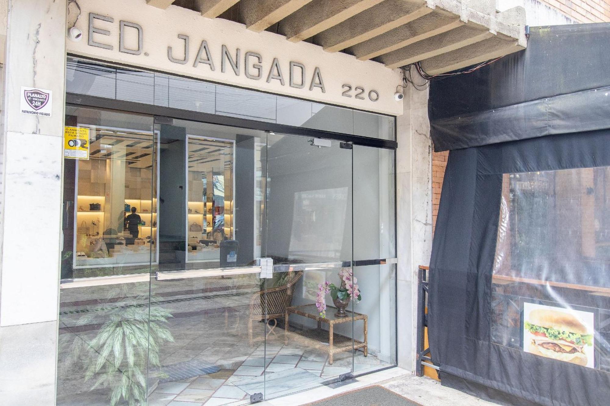 Jgd94 - Ao Lado Do Calcadao, Climatizado, Wi-Fi Διαμέρισμα Balneário Camboriú Εξωτερικό φωτογραφία